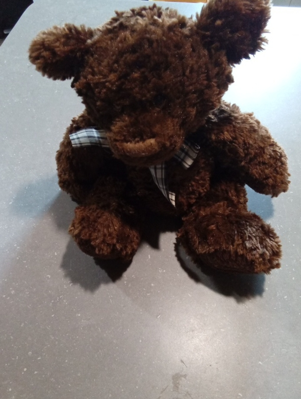 Vintage Scholars Choice Kisses The Bear